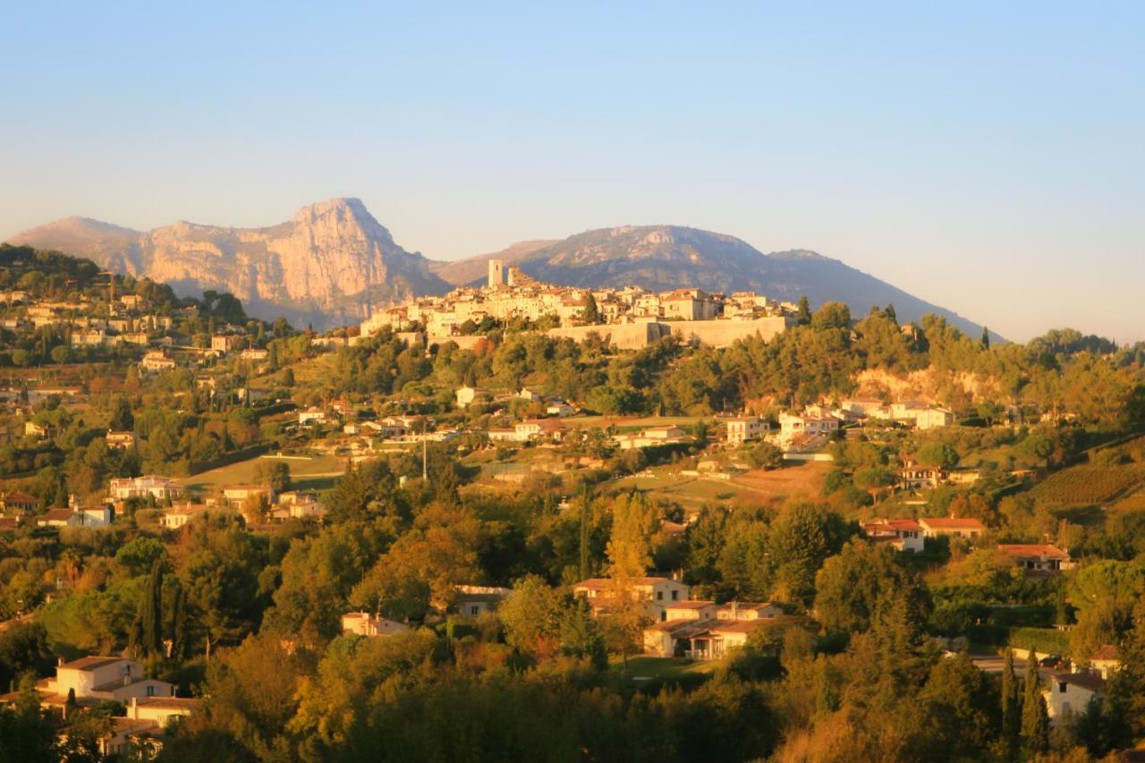 Hotel Marc-Hely La Colle-sur-Loup Exteriér fotografie